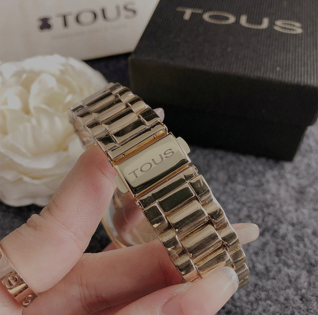 Montre Tous