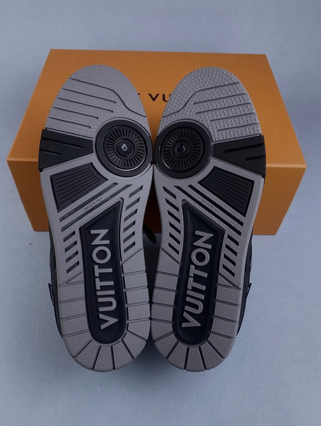 Louis Vuitton LV Archlight Sneaker